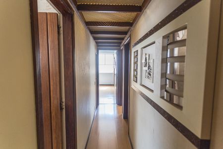 Apartamento à venda com 275m², 4 quartos e 3 vagasCorredor