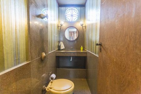 Apartamento à venda com 275m², 4 quartos e 3 vagasLavabo 1