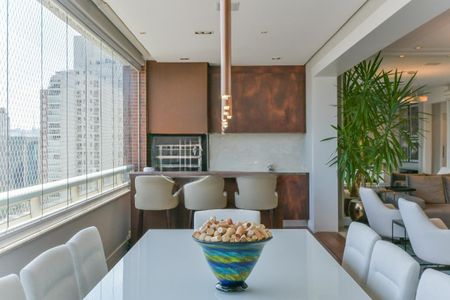 Apartamento à venda com 2 quartos, 151m² em Itaim Bibi, São Paulo