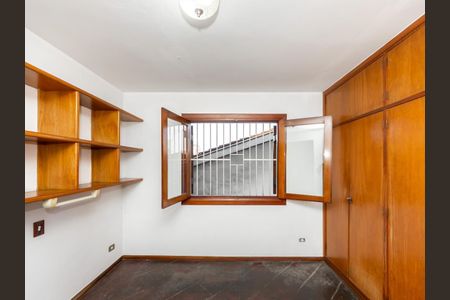 Casa à venda com 3 quartos, 264m² em Vila Tramontano, São Paulo