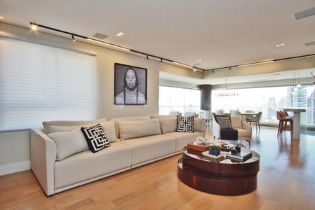 Apartamento à venda com 3 quartos, 205m² em Paraíso, São Paulo