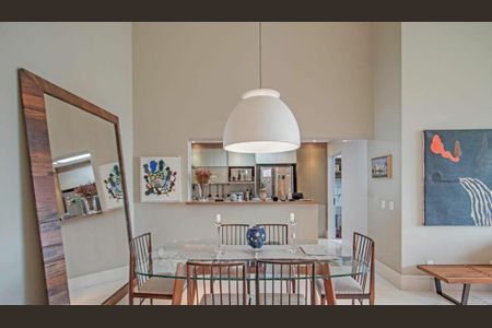 Apartamento à venda com 220m², 4 quartos e 3 vagas