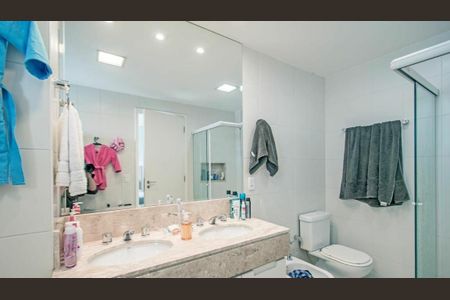 Apartamento à venda com 220m², 4 quartos e 3 vagas