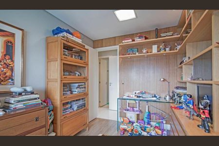Apartamento à venda com 220m², 4 quartos e 3 vagas