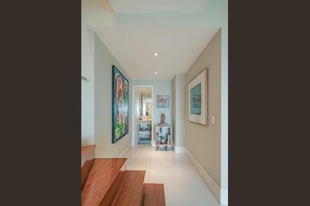 Apartamento à venda com 220m², 4 quartos e 3 vagas