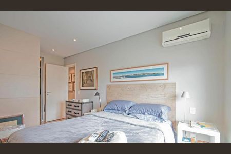 Apartamento à venda com 220m², 4 quartos e 3 vagas
