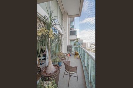 Apartamento à venda com 220m², 4 quartos e 3 vagas