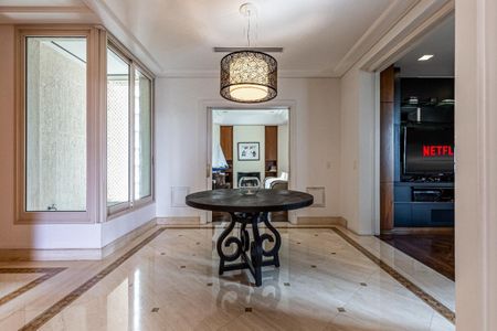 Apartamento à venda com 616m², 6 quartos e 7 vagas