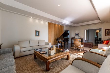 Apartamento à venda com 616m², 6 quartos e 7 vagas