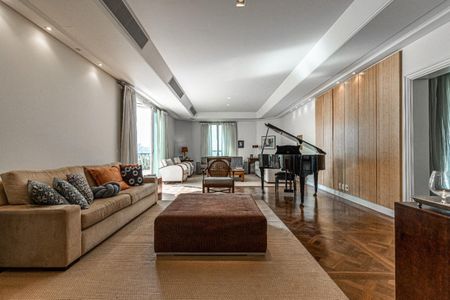 Apartamento à venda com 616m², 6 quartos e 7 vagas