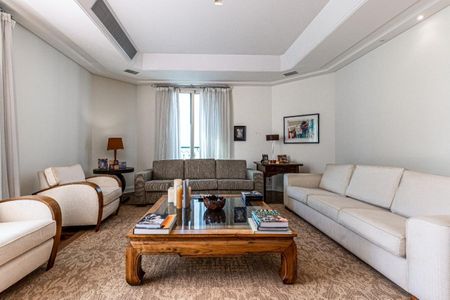 Apartamento à venda com 616m², 6 quartos e 7 vagas