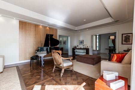 Apartamento à venda com 616m², 6 quartos e 7 vagas