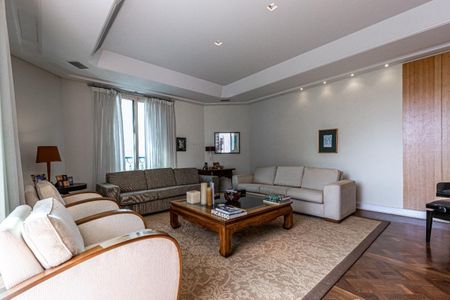 Apartamento à venda com 616m², 6 quartos e 7 vagas