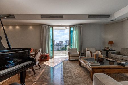 Apartamento à venda com 616m², 6 quartos e 7 vagas