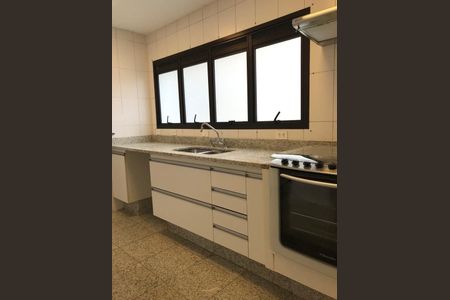 Apartamento à venda com 257m², 4 quartos e 3 vagas