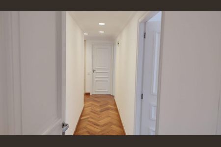 Apartamento à venda com 257m², 4 quartos e 3 vagas