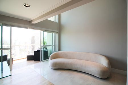 Sala de apartamento à venda com 2 quartos, 109m² em Moema, São Paulo