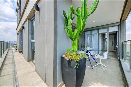 Apartamento à venda com 1 quarto, 97m² em Vila Nova Conceição, São Paulo