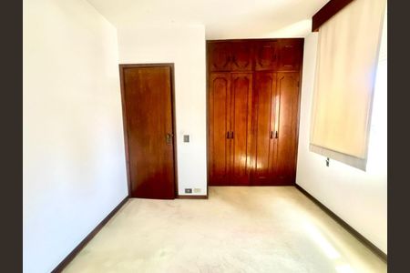 Apartamento à venda com 249m², 4 quartos e 2 vagas