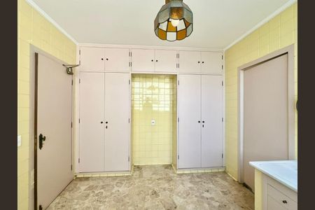 Apartamento à venda com 249m², 4 quartos e 2 vagas