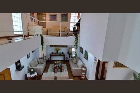 Casa à venda com 4 quartos, 288m² em Vila Sonia, São Paulo