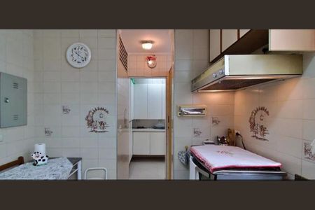 Casa à venda com 288m², 4 quartos e 4 vagas