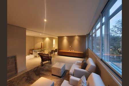 Apartamento à venda com 3 quartos, 150m² em Jardim Europa, São Paulo