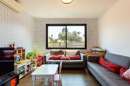 Casa à venda com 4 quartos, 496m² em Alto de Pinheiros, São Paulo