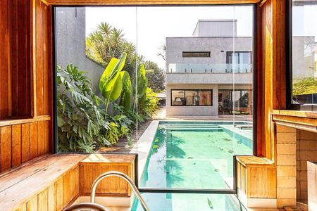 Casa à venda com 496m², 4 quartos e 6 vagas