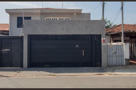 Casa à venda com 200m², 3 quartos e 2 vagas
