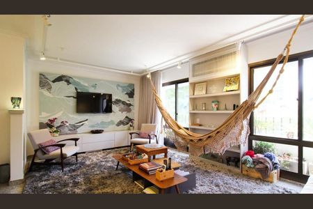 Apartamento à venda com 130m², 4 quartos e 2 vagas