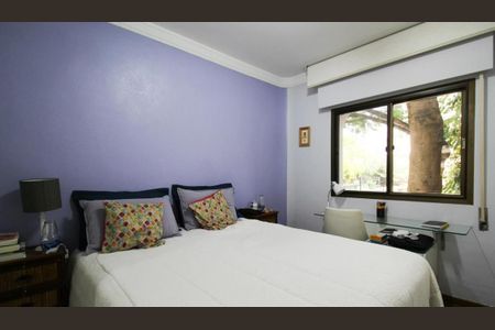 Apartamento à venda com 130m², 4 quartos e 2 vagas