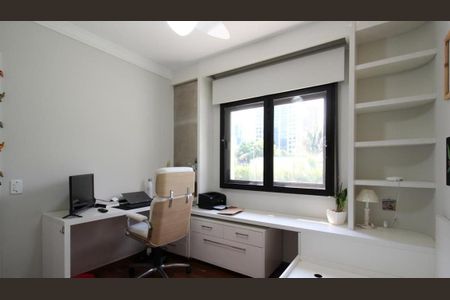 Apartamento à venda com 130m², 4 quartos e 2 vagas