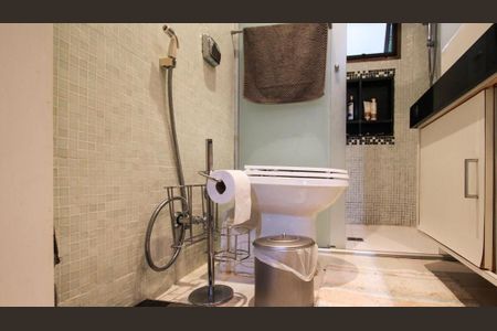 Apartamento à venda com 130m², 4 quartos e 2 vagas