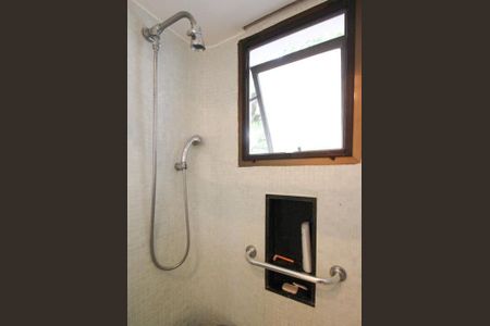 Apartamento à venda com 130m², 4 quartos e 2 vagas