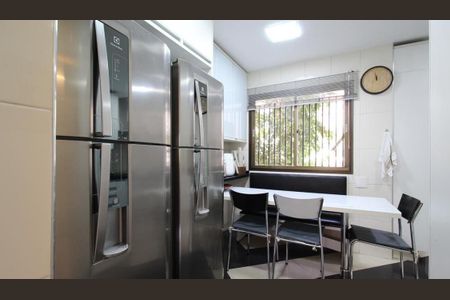 Apartamento à venda com 130m², 4 quartos e 2 vagas