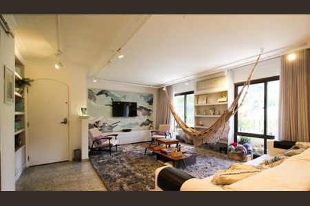 Apartamento à venda com 130m², 4 quartos e 2 vagas