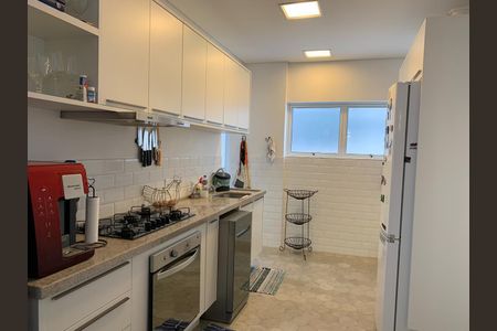 Apartamento à venda com 158m², 2 quartos e 1 vaga