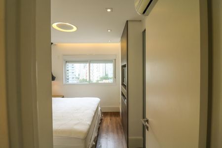 Apartamento à venda com 3 quartos, 157m² em Vila Nova Conceição, São Paulo