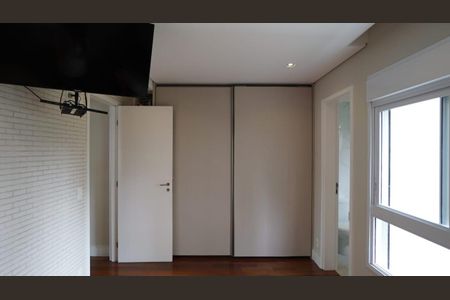 Apartamento para alugar com 210m², 3 quartos e 3 vagas