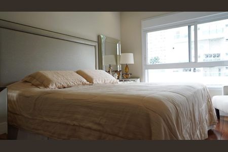 Apartamento para alugar com 3 quartos, 210m² em Campo Belo, São Paulo