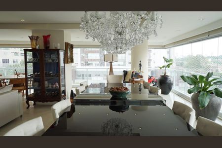 Apartamento para alugar com 3 quartos, 210m² em Campo Belo, São Paulo