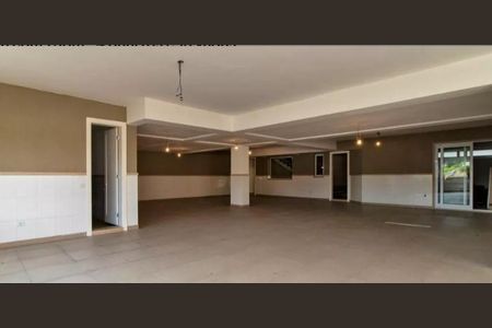 Casa à venda com 4 quartos, 800m² em Jardim Leonor, São Paulo