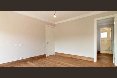 Casa à venda com 4 quartos, 800m² em Jardim Leonor, São Paulo