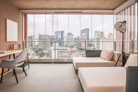 Apartamento à venda com 1 quarto, 90m² em Vila Nova Conceição, São Paulo