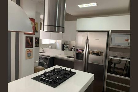 Apartamento à venda com 1 quarto, 48m² em Moema, São Paulo