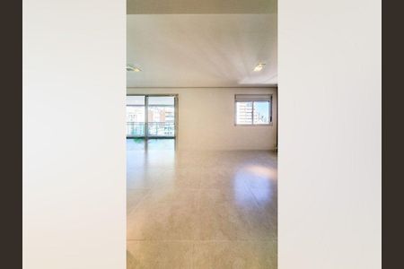 Apartamento à venda com 3 quartos, 162m² em Itaim Bibi, São Paulo