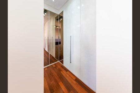 Apartamento à venda com 3 quartos, 162m² em Itaim Bibi, São Paulo