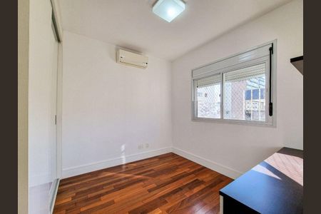 Apartamento à venda com 3 quartos, 162m² em Itaim Bibi, São Paulo