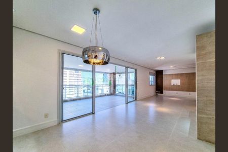 Apartamento à venda com 3 quartos, 162m² em Itaim Bibi, São Paulo